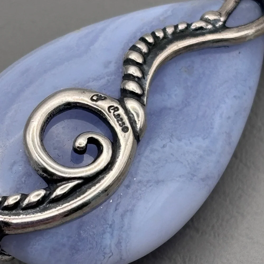 Vintage Carolyn Pollack 925 Blue Lace Agate Blue Kyanite Half Moon Bay Pendant